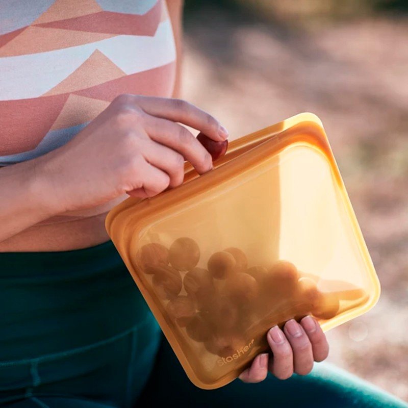Bolsa de silicona para alimentos reutilizable Stasher mediana